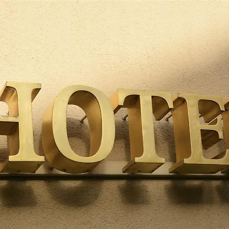 Szálloda Western 3*