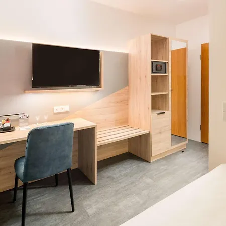 Western 3* Lippstadt