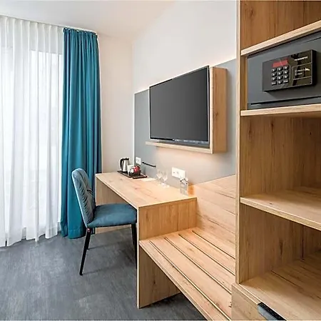Western 3* Lippstadt