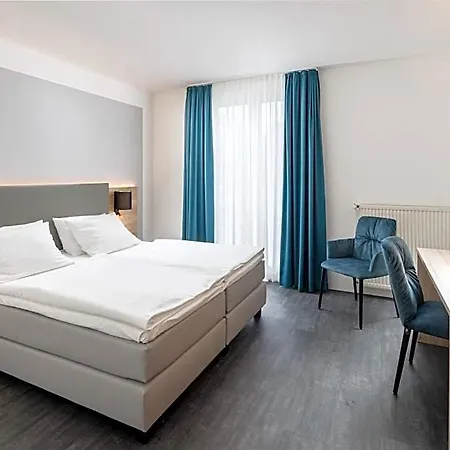 Western Hotel 3*