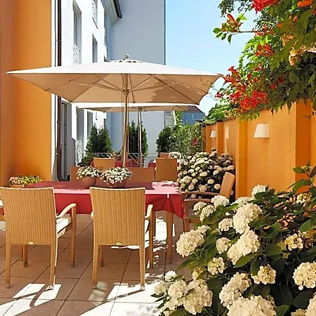 Western 3* Lippstadt